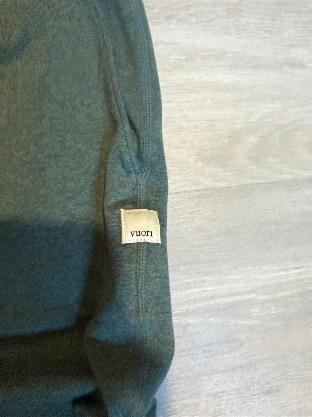 Vuori Men's Olive Green Jogger Sweatpants with Drawstring size large - Picture 2 of 4